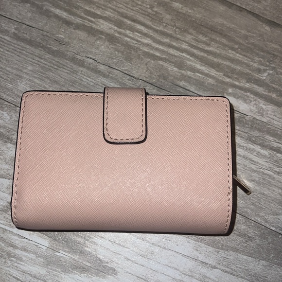 Michael Kors wallet - Picture 4 of 4